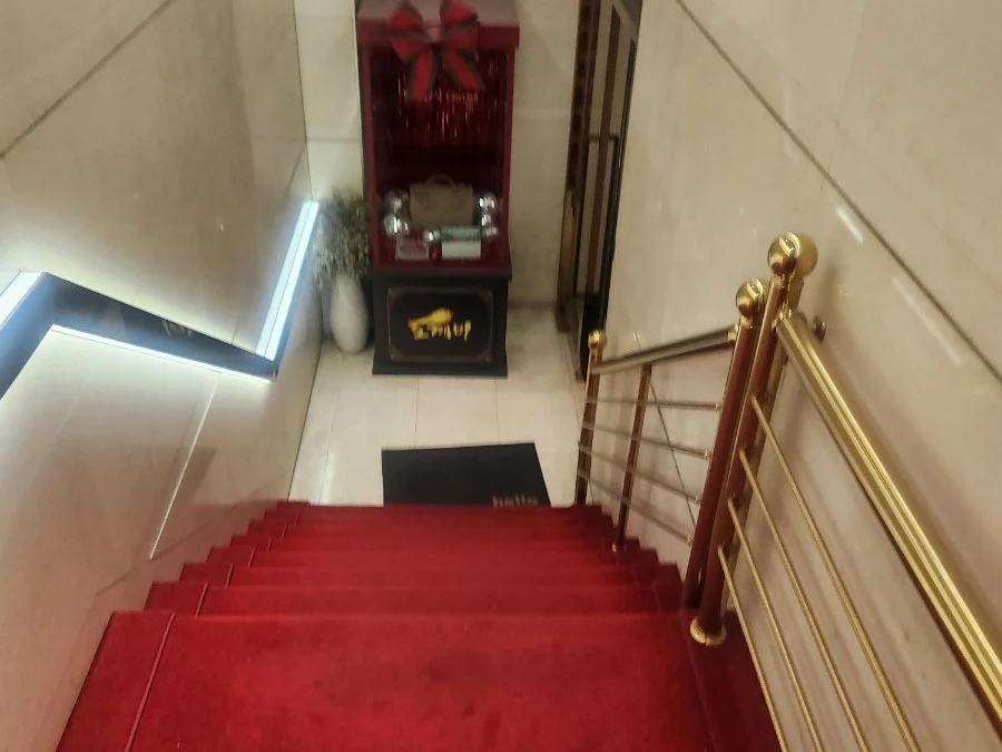 강남 도깨비 입구 계단