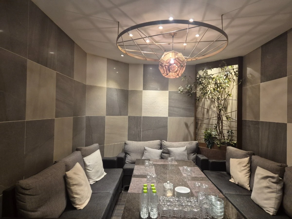 강남 소나무 룸